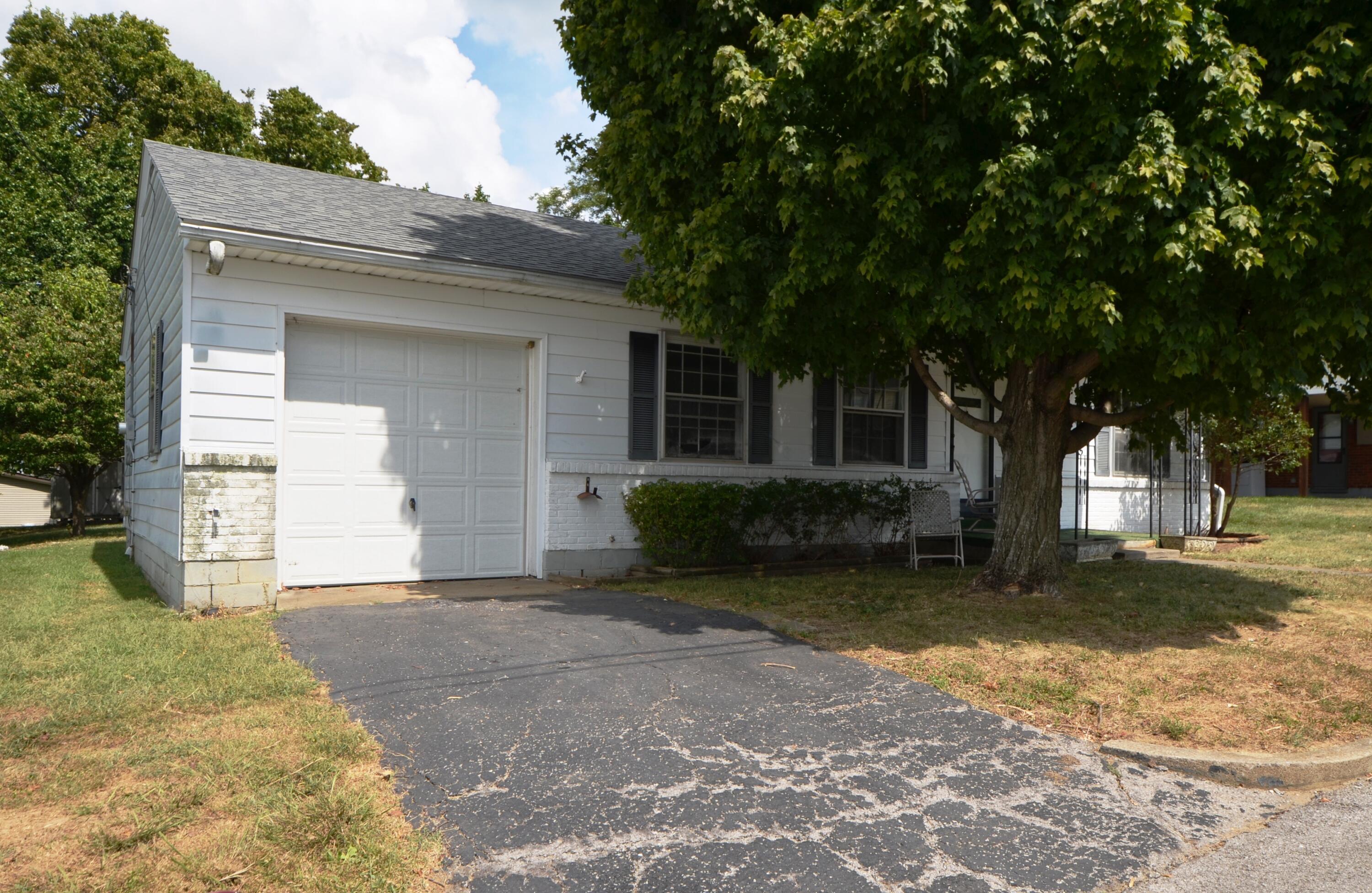 351 Bacon Court Property Photo 3