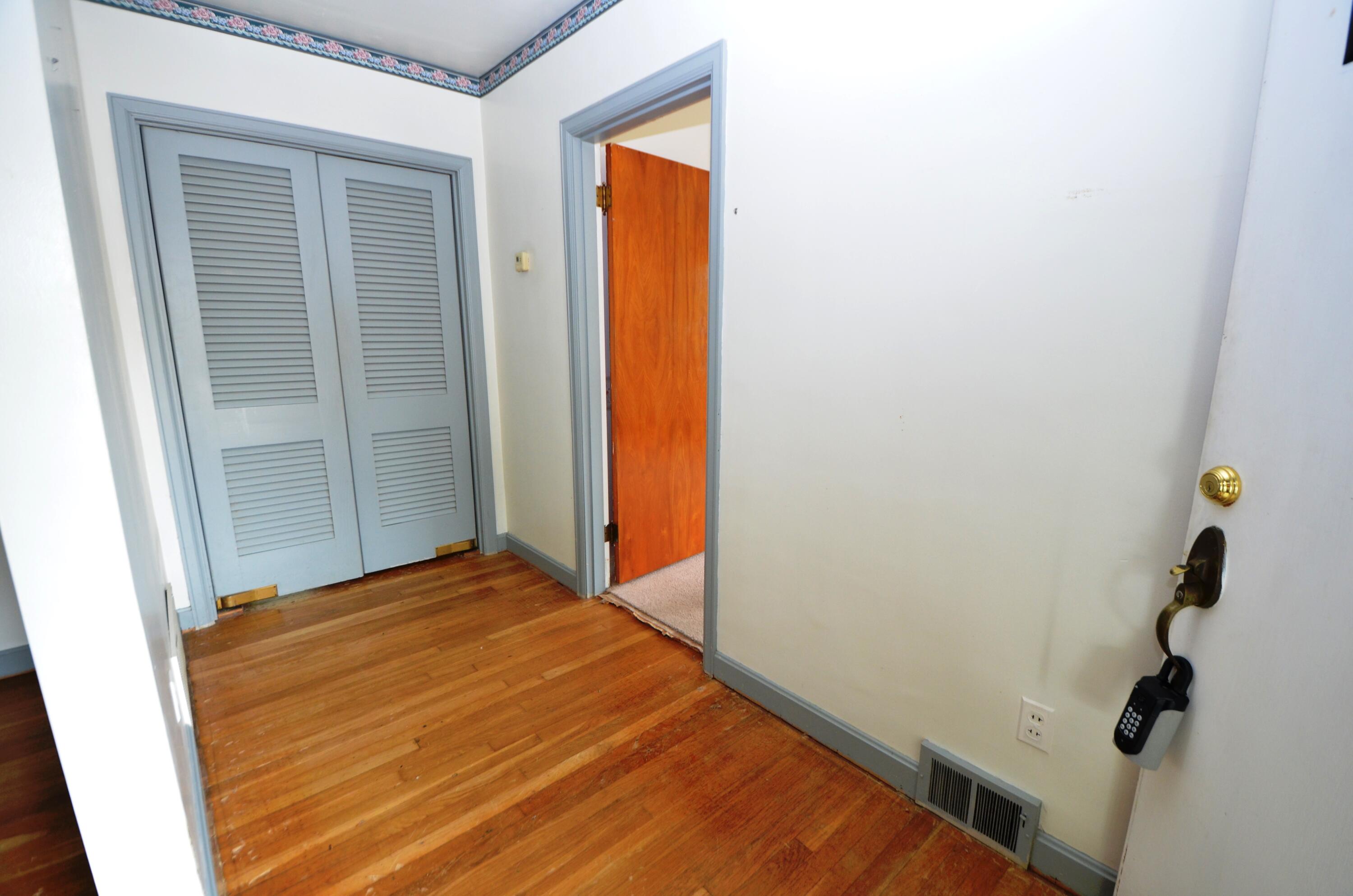 351 Bacon Court Property Photo 14