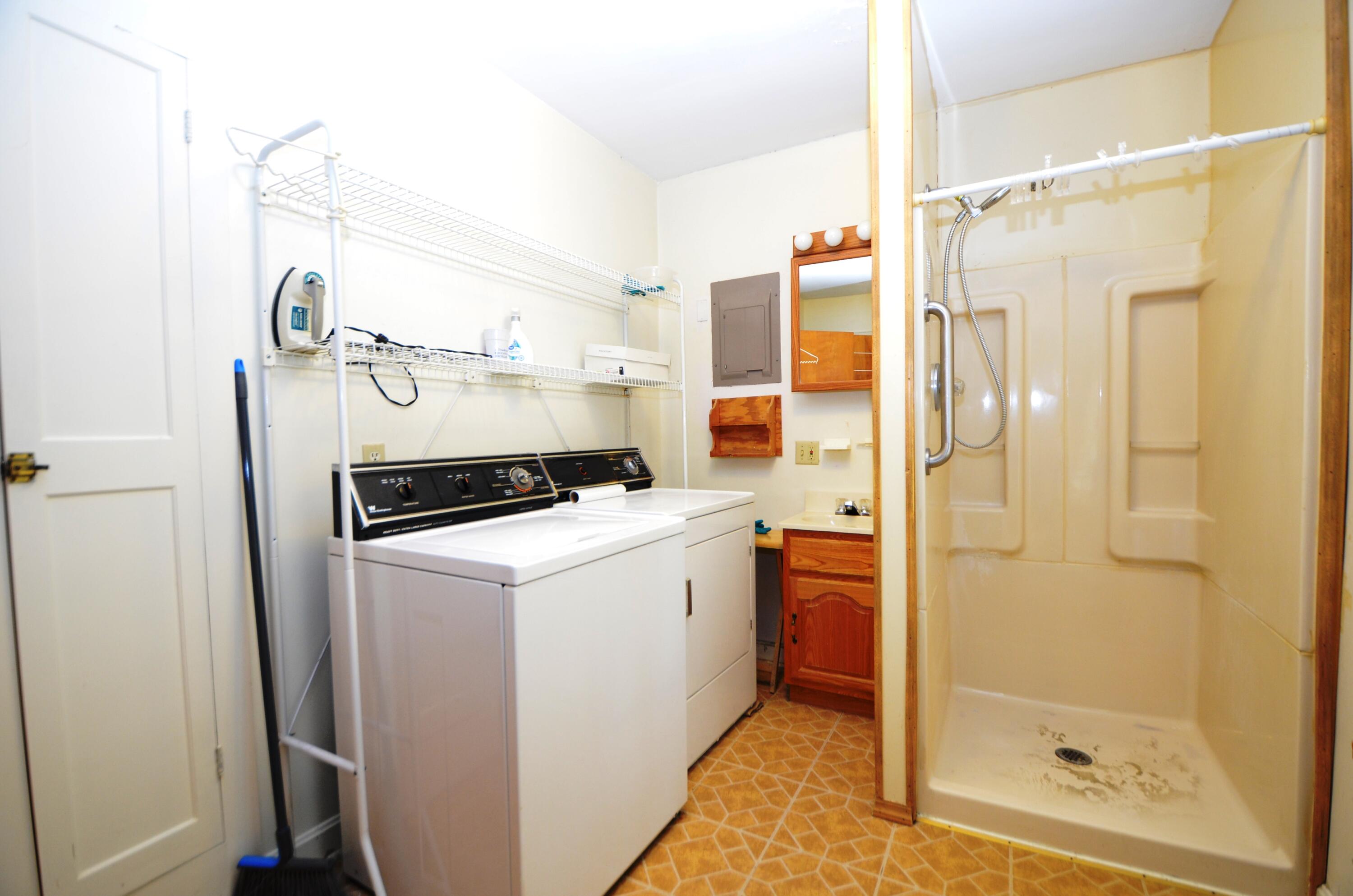 351 Bacon Court Property Photo 21
