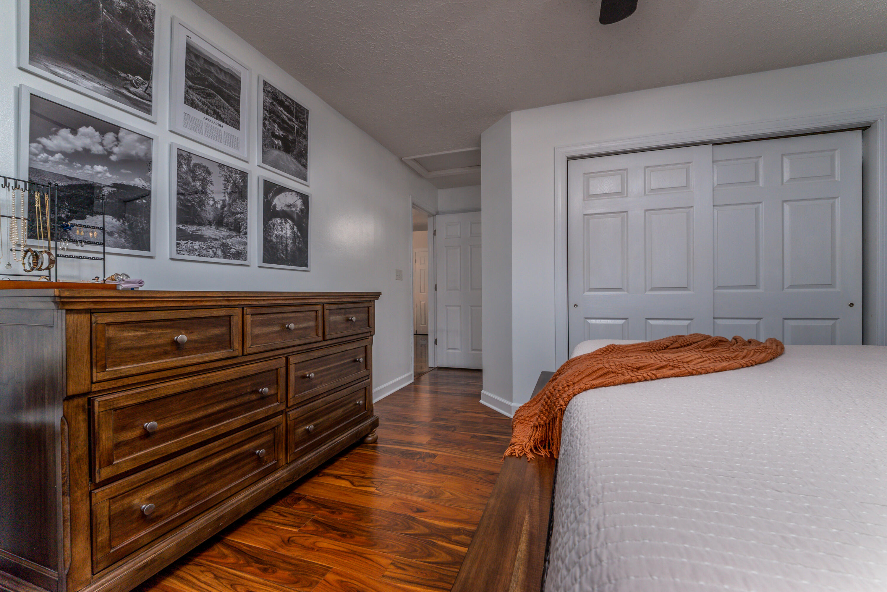 2304 Independence Court Property Photo 19