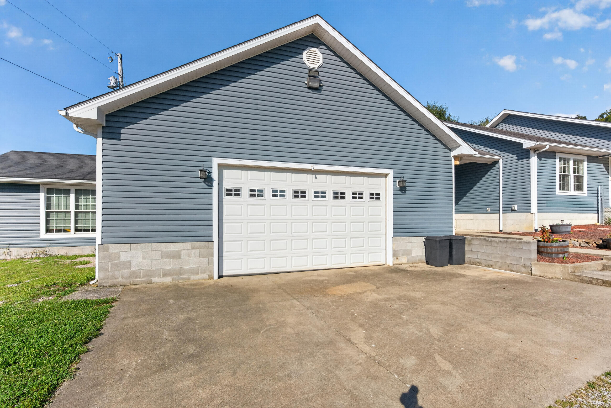 1051 Highway 746 Property Photo 40