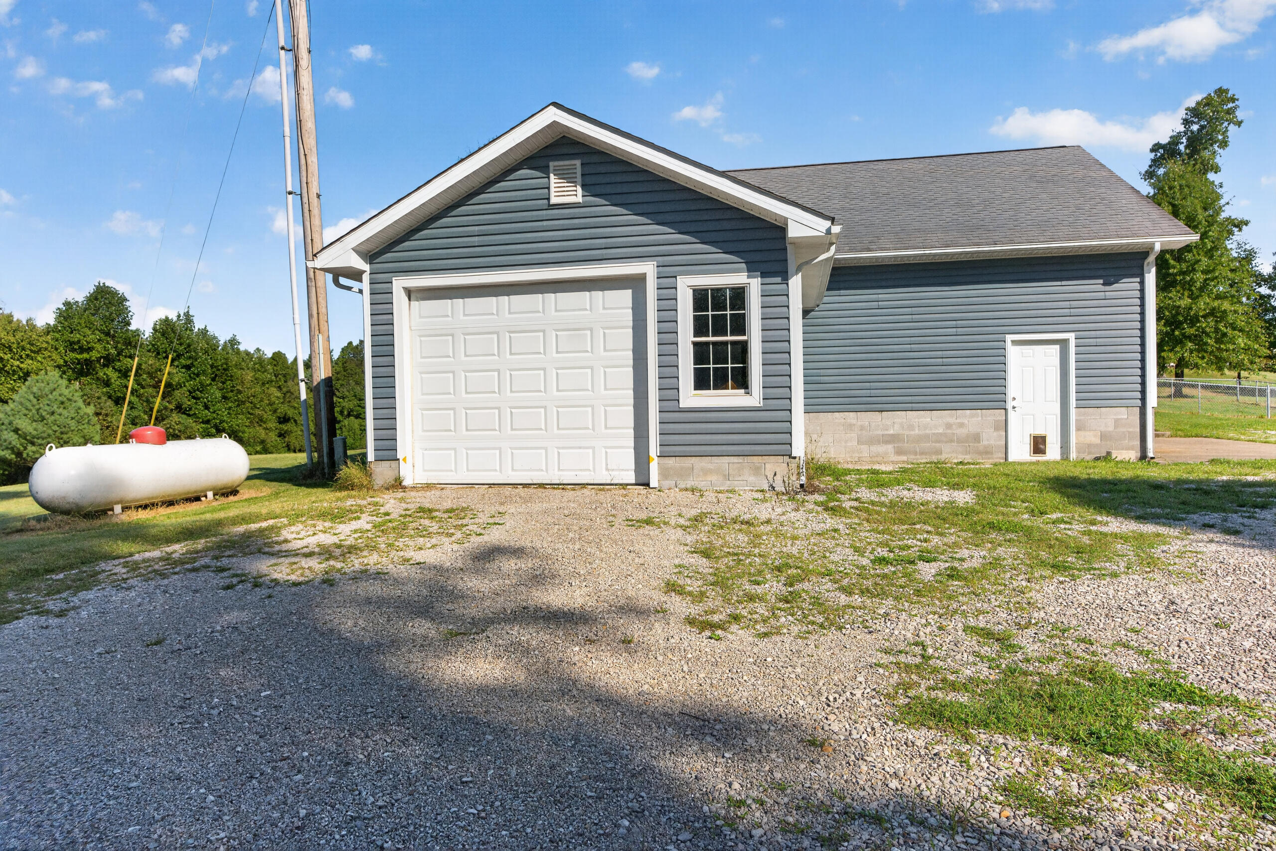 1051 Highway 746 Property Photo 43