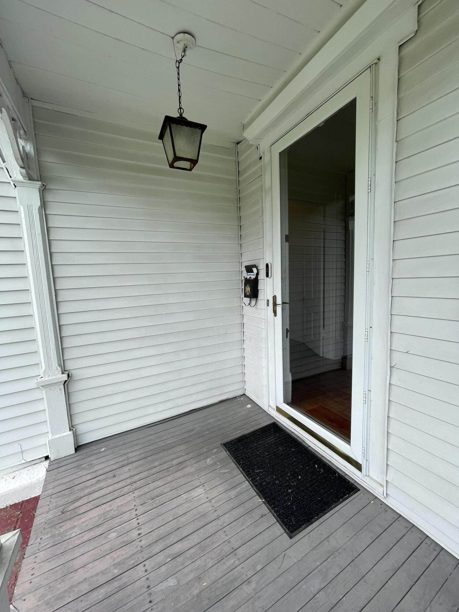 302 Danville Street Property Photo 5