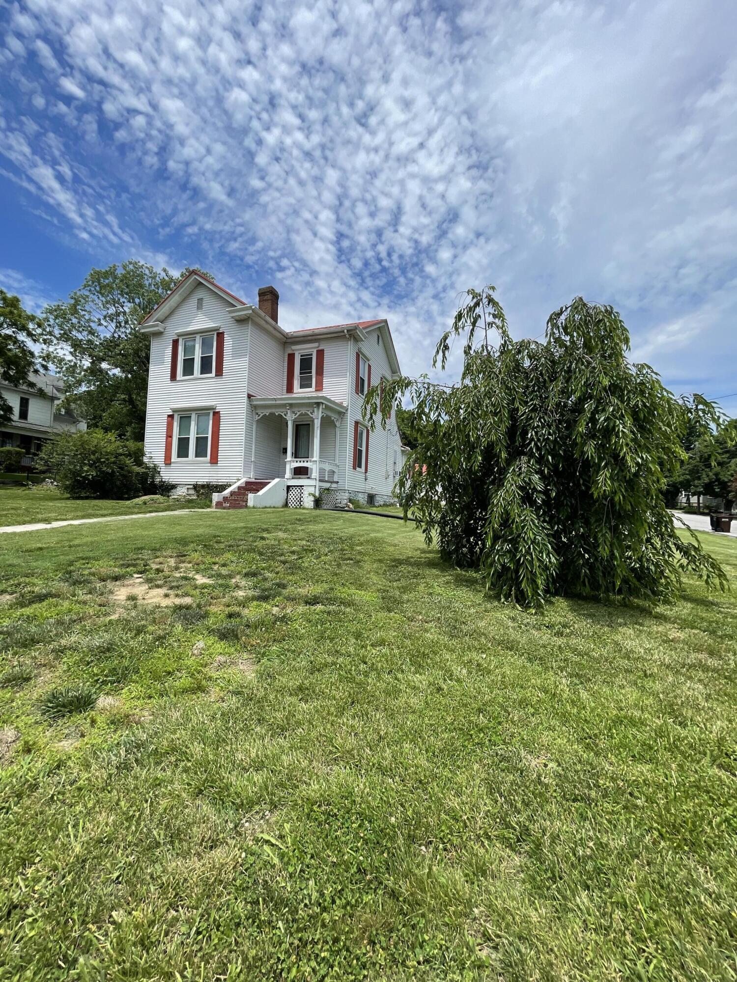 302 Danville Street Property Photo 44