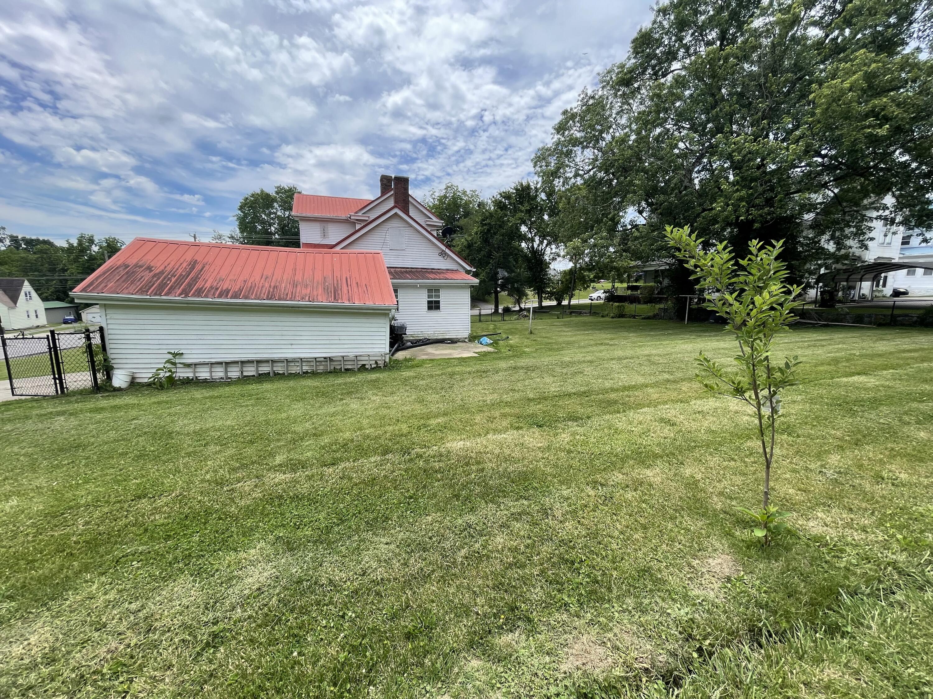 302 Danville Street Property Photo 47