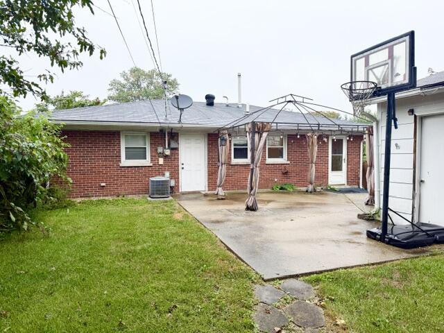 1980 Greenleaf Drive Property Photo 16