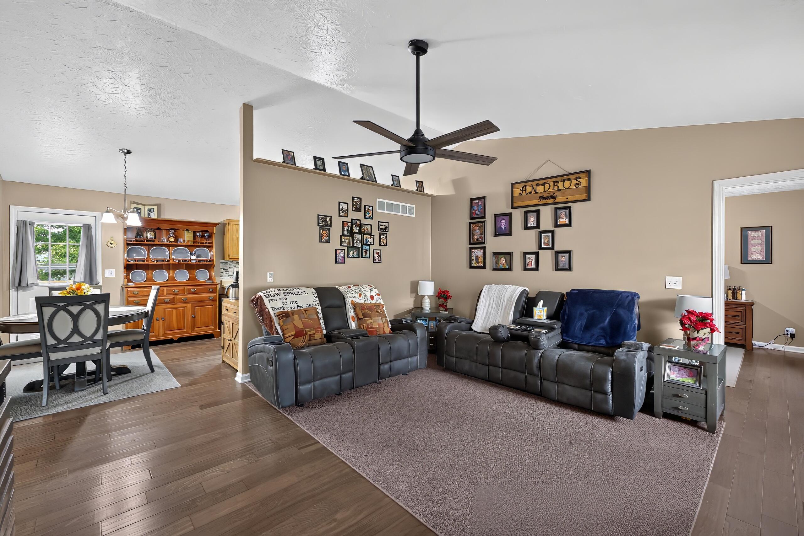 514 Jamie Ridge Drive Property Photo 8