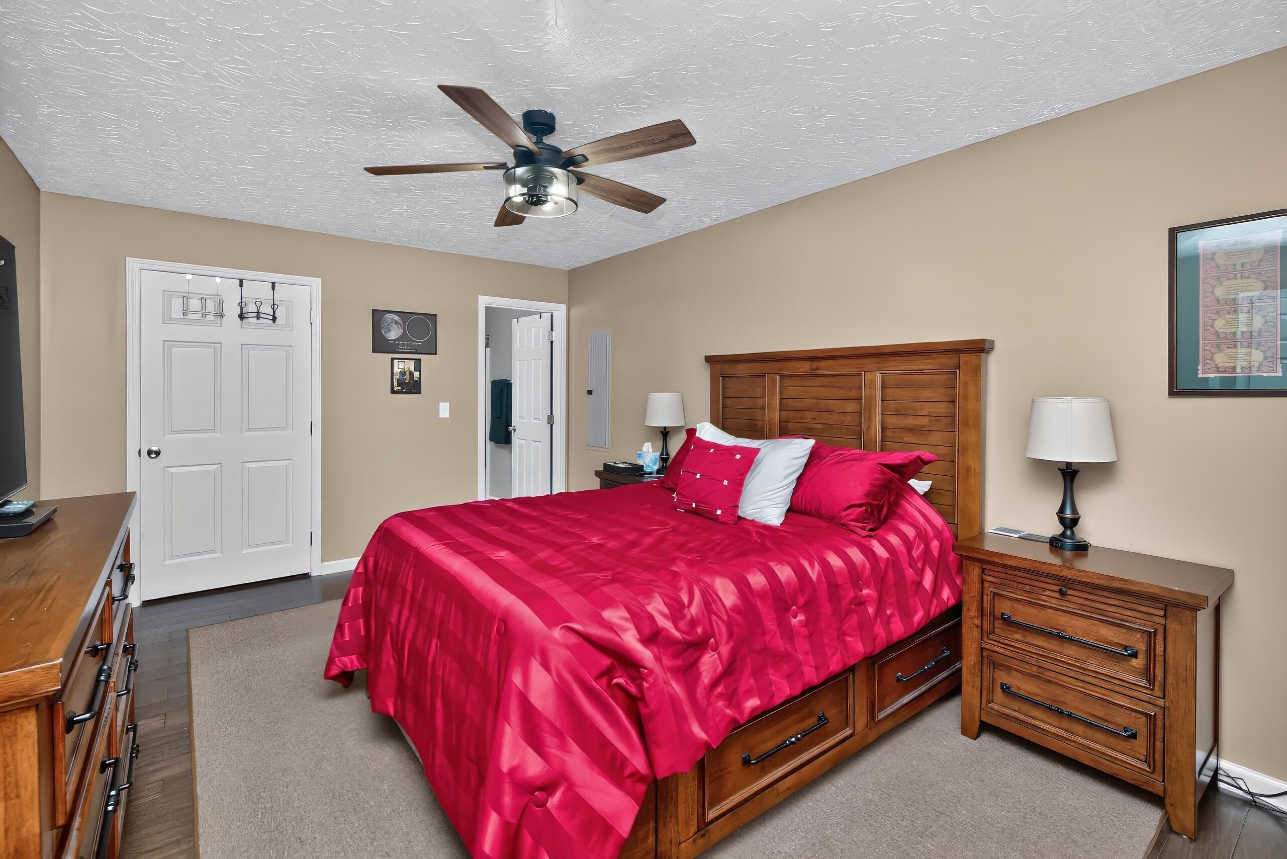 514 Jamie Ridge Drive Property Photo 18