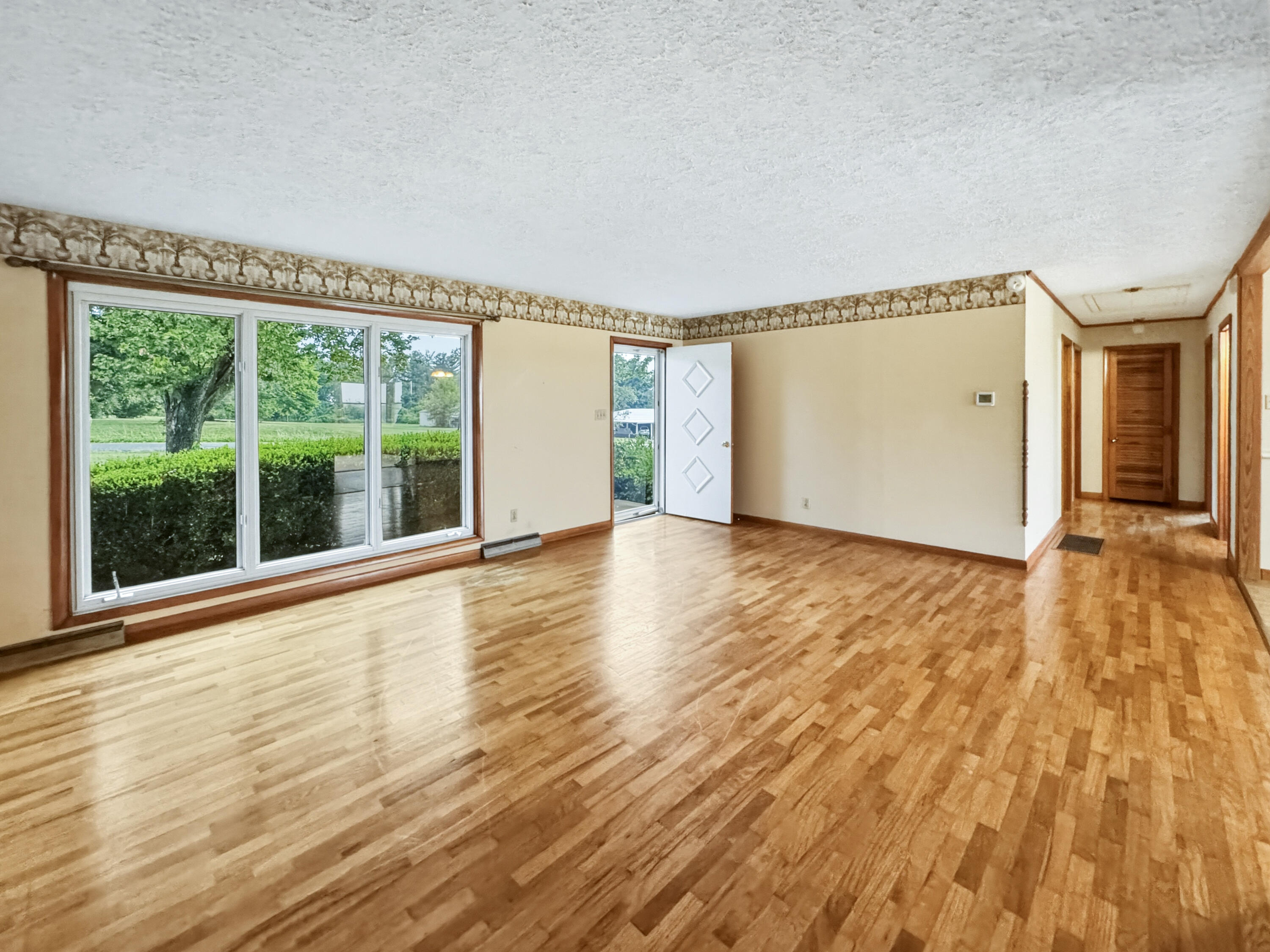 87 Meadow Lane Property Photo 9