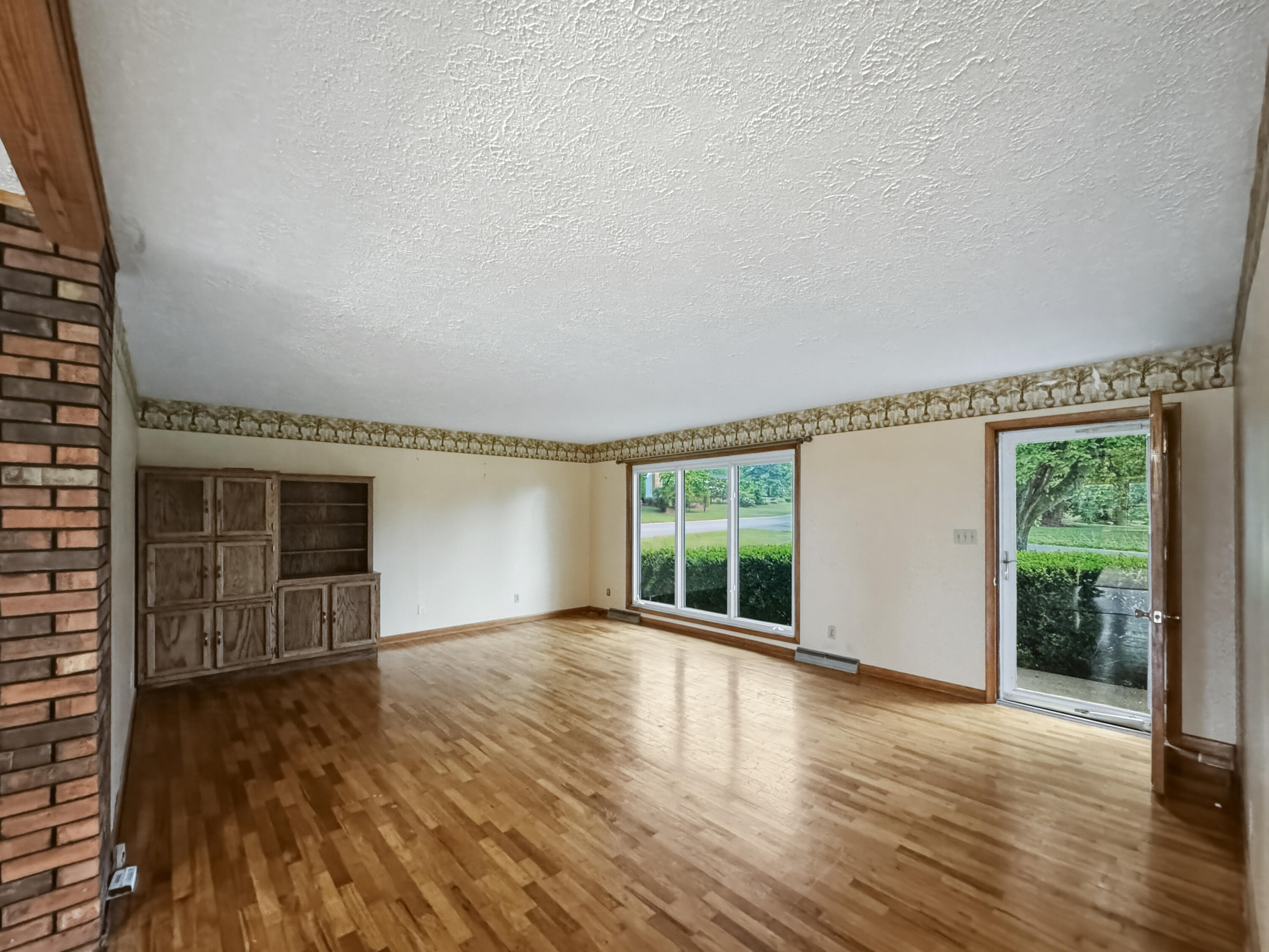 87 Meadow Lane Property Photo 11