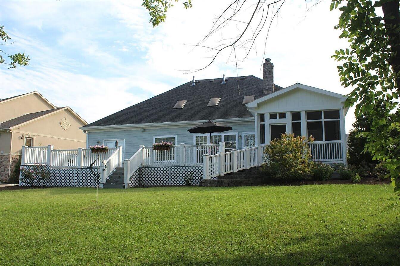 106 Saint Andrews Way Property Photo 2