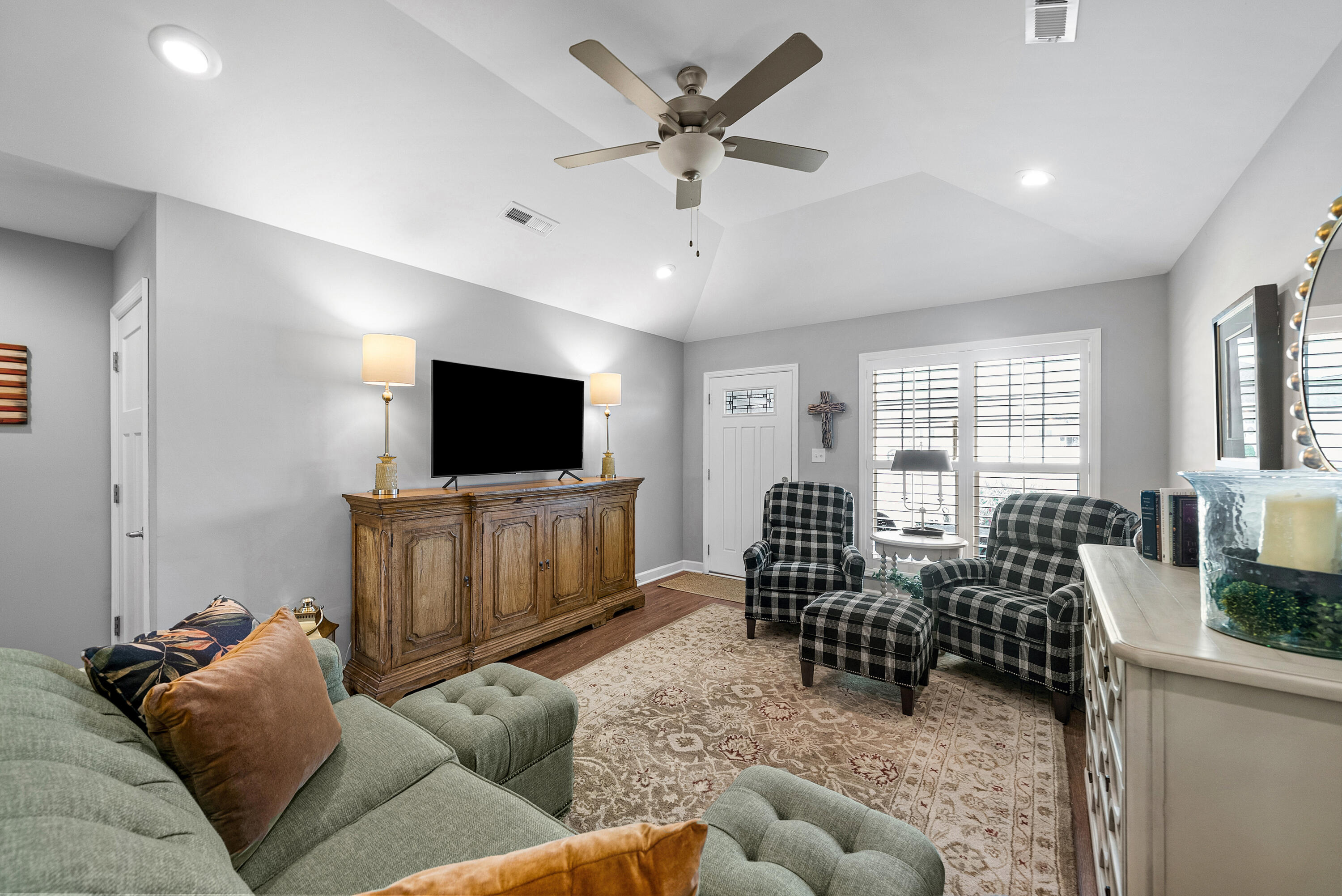 521 Justify Drive Property Photo 3