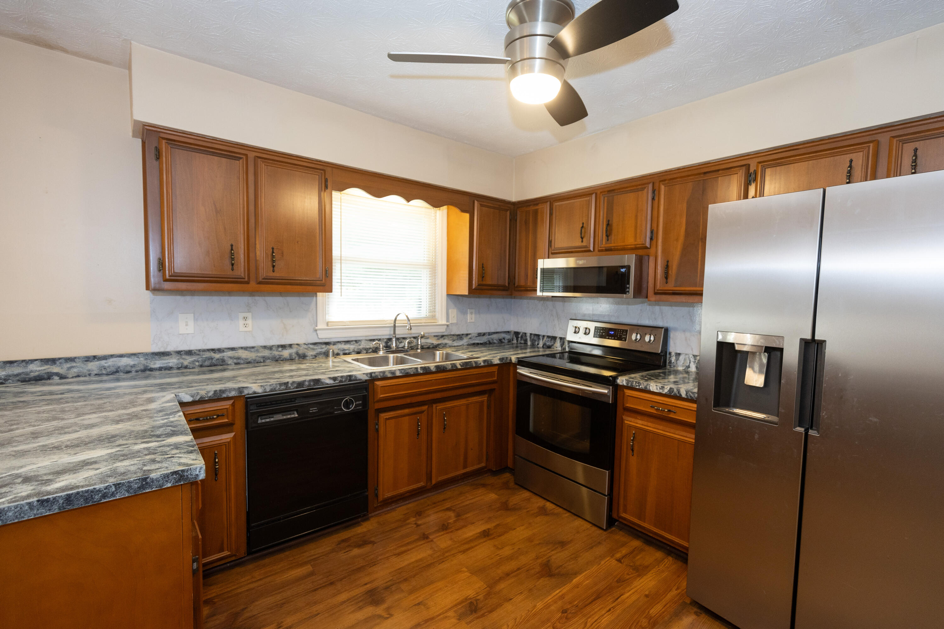 436 Arrowhead Drive Property Photo 33