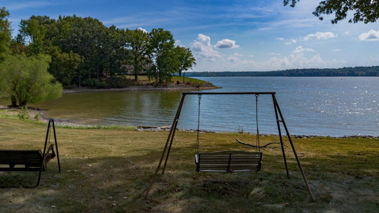 230 Cherokee Loop Property Photo 8