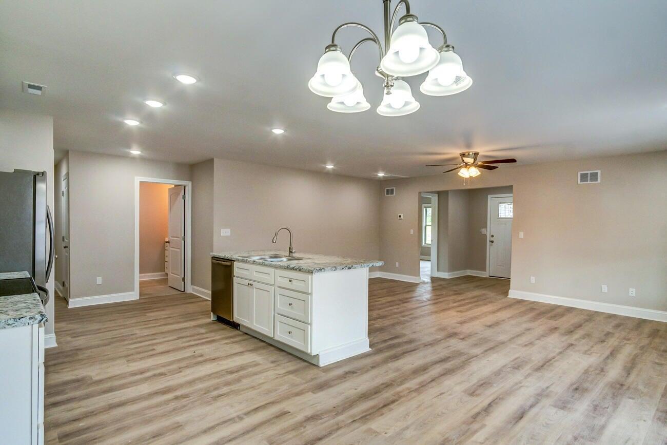144 Garden Gate Drive Property Photo 10