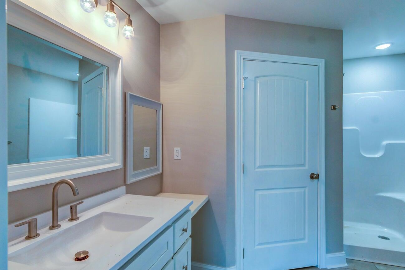 144 Garden Gate Drive Property Photo 21