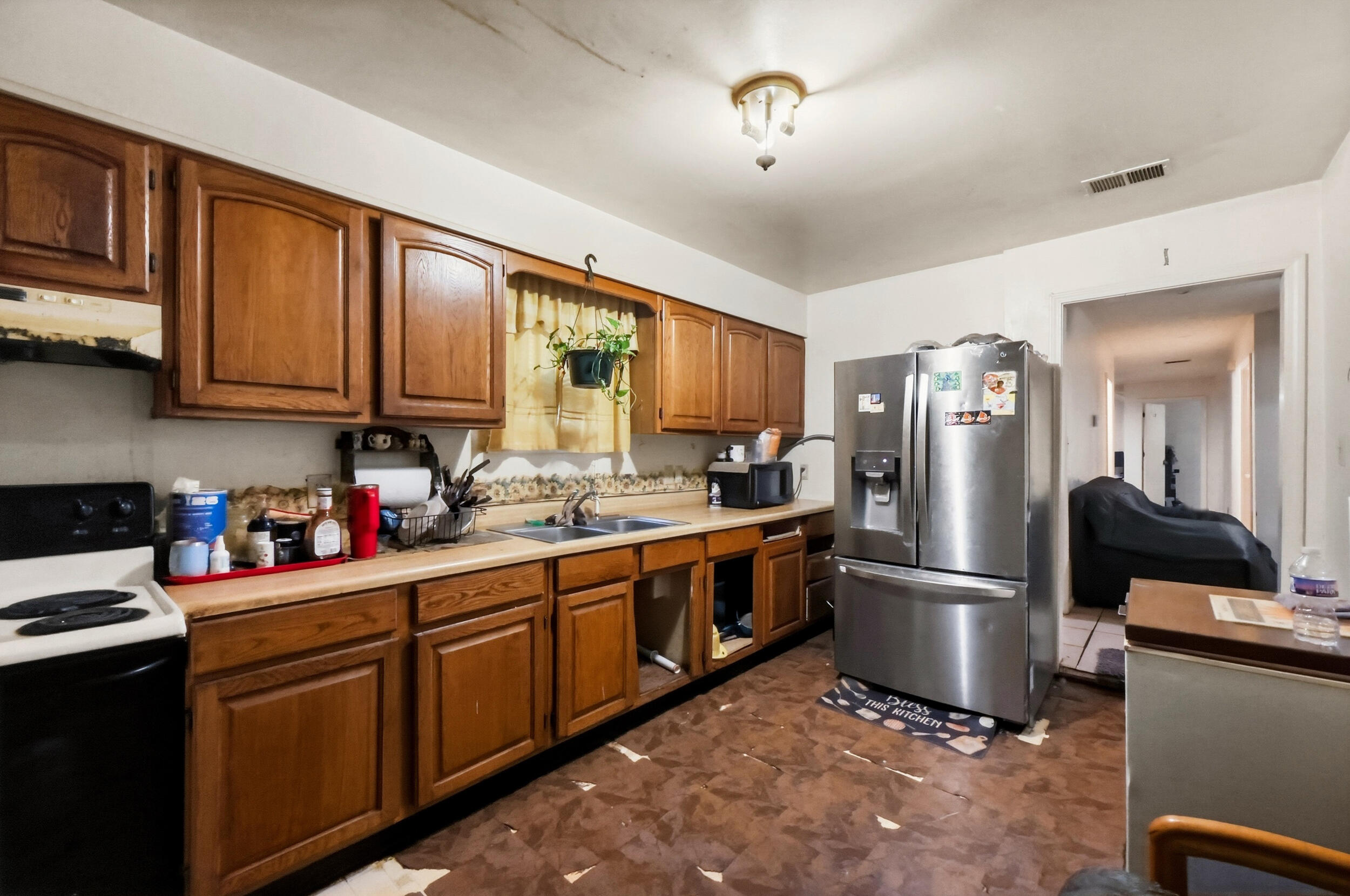 612 N Upper Street Property Photo 5