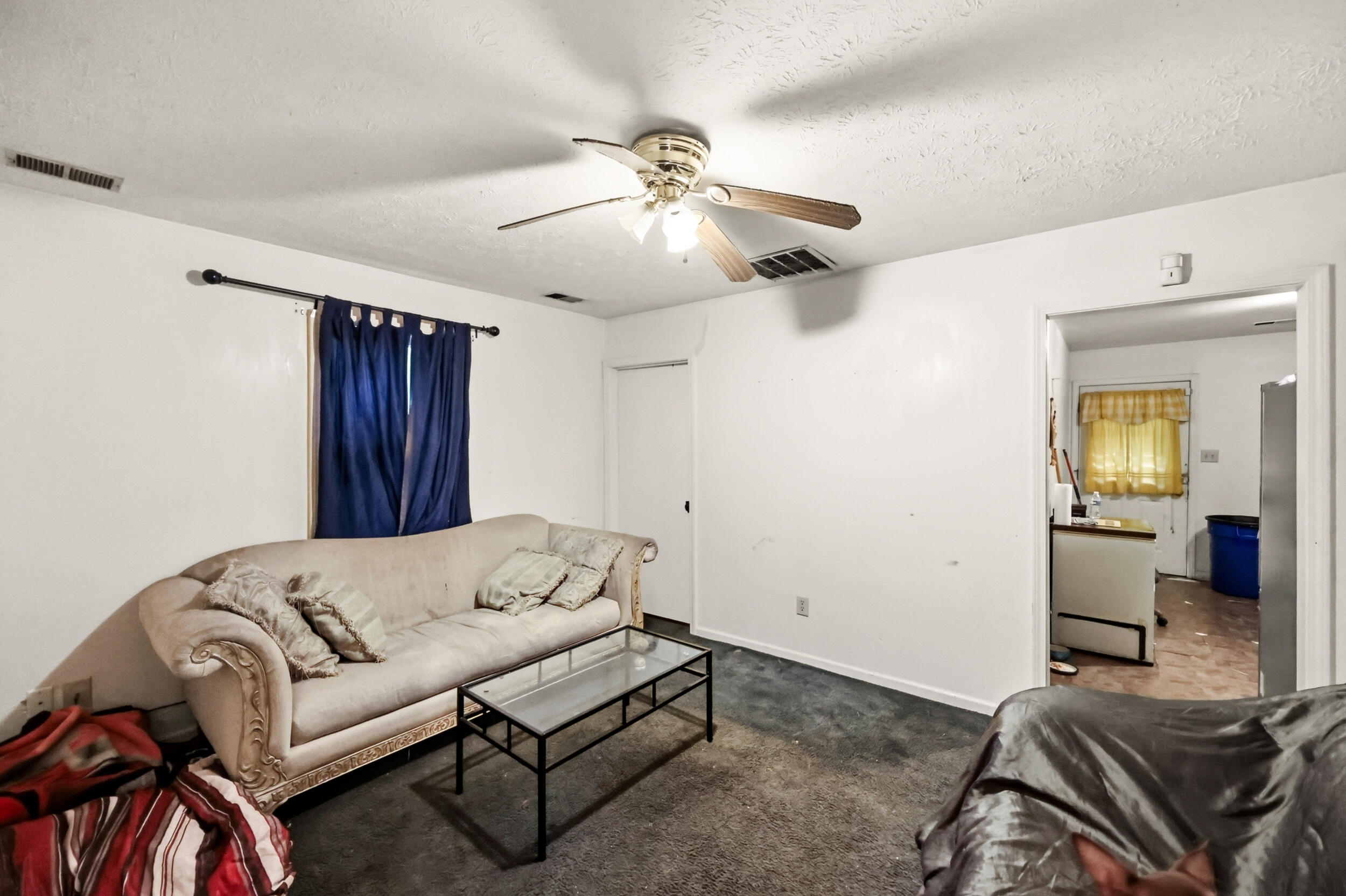 612 N Upper Street Property Photo 8