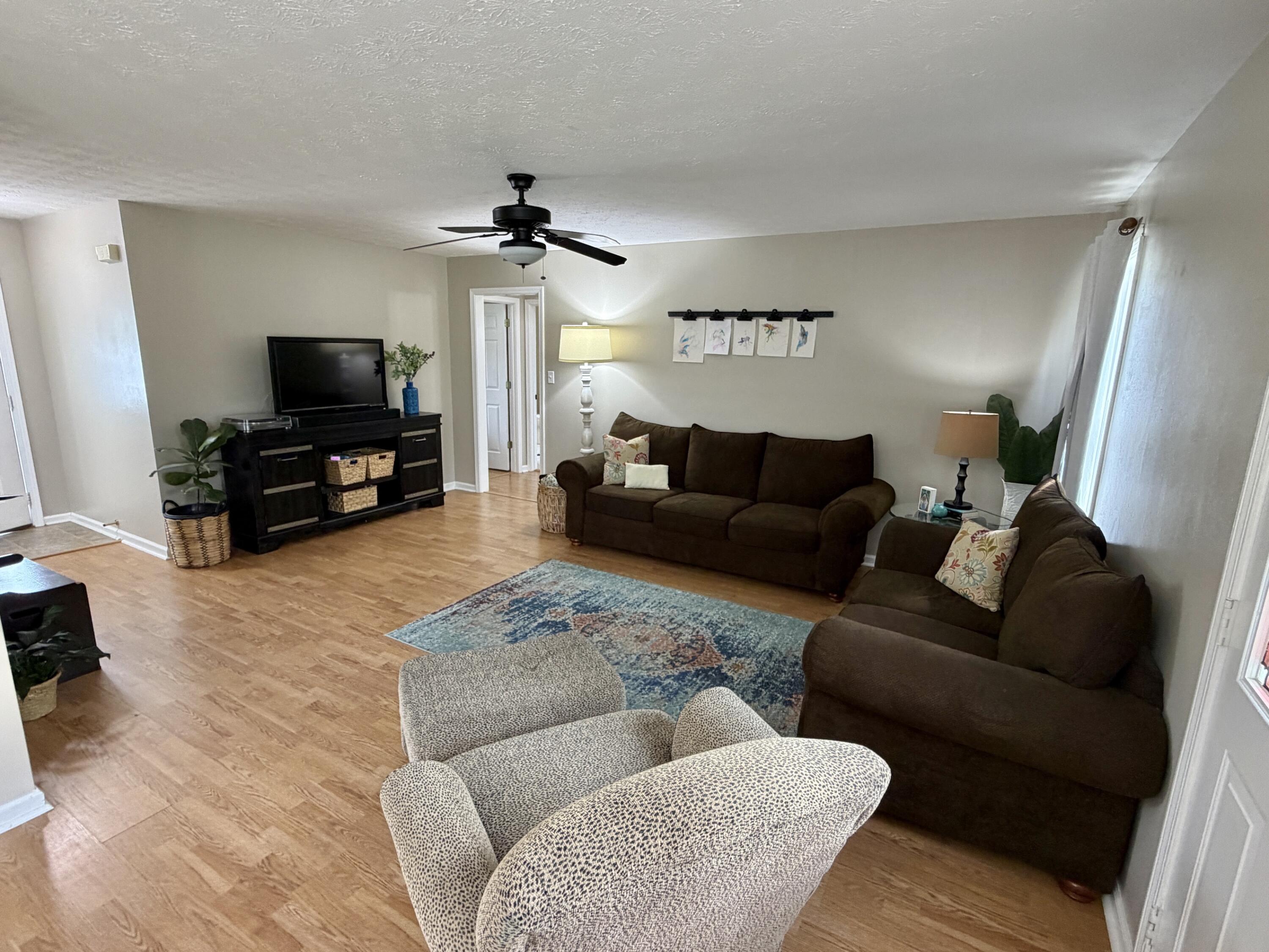 1376 Thornapple Drive Property Photo 8