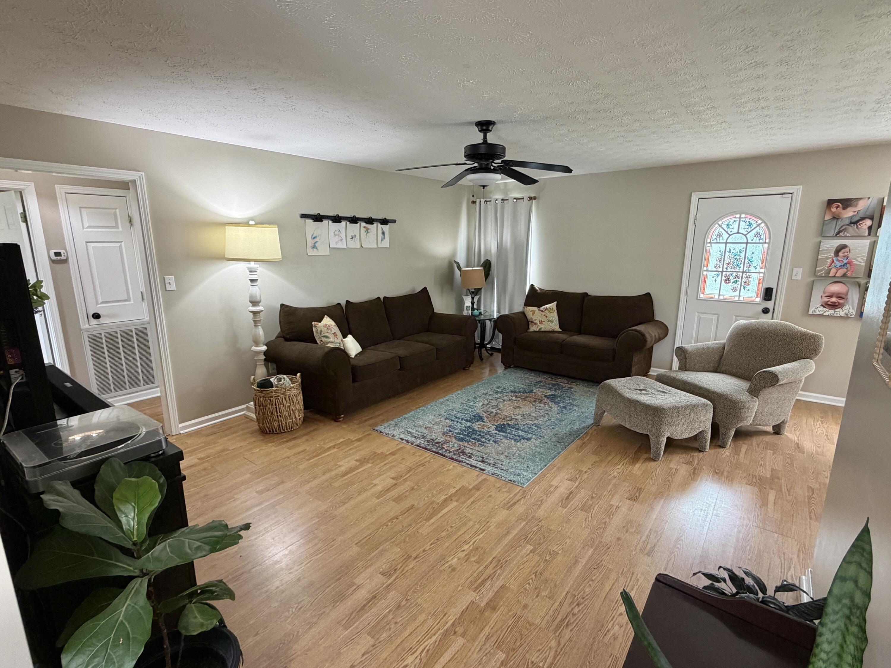 1376 Thornapple Drive Property Photo 9