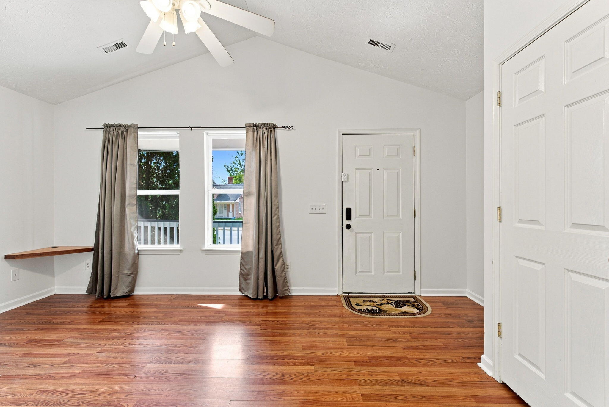 640 Jackson Street Property Photo 11