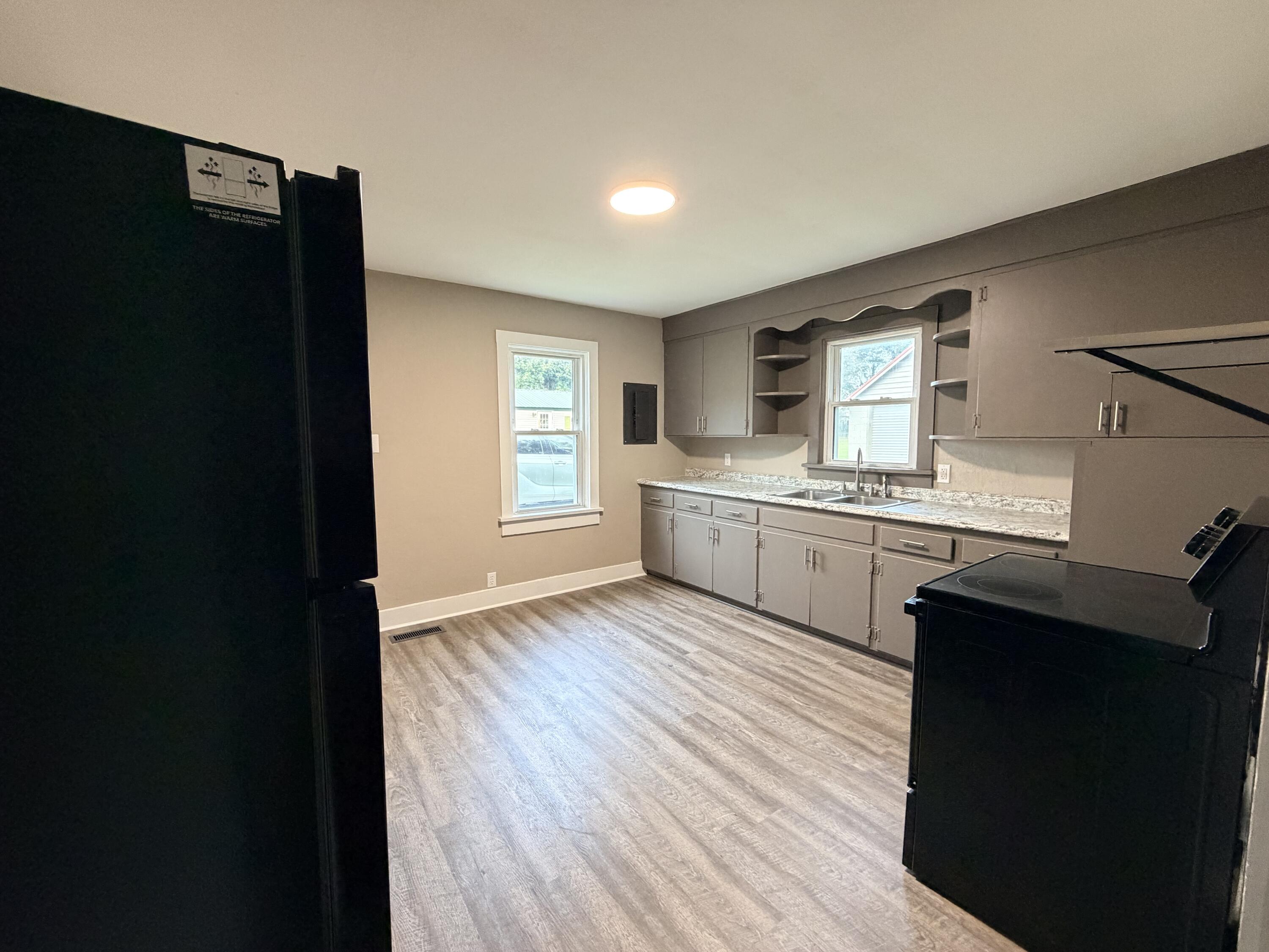 436 Mclean Avenue Property Photo 7