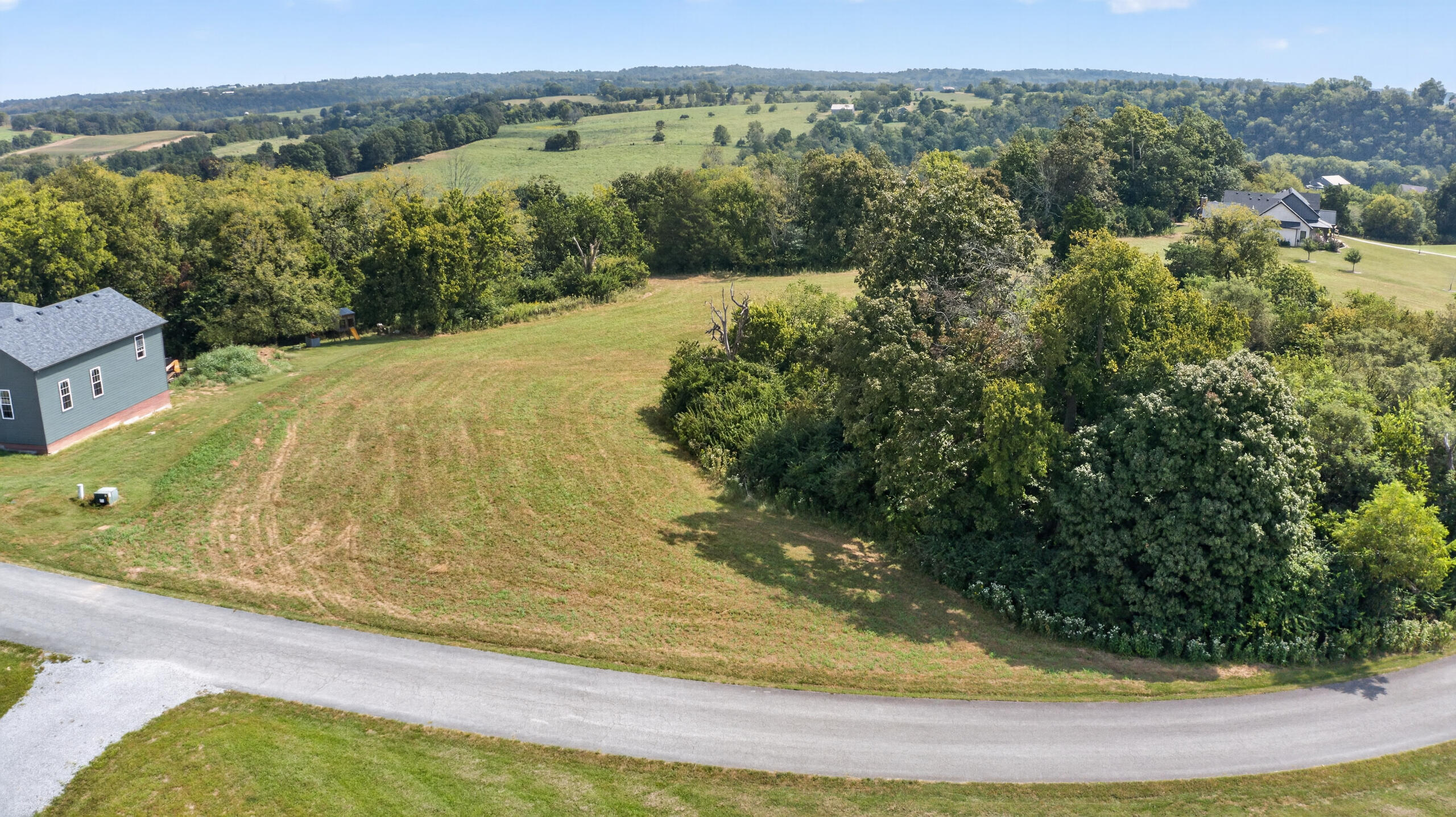 290 Meadow Lake Drive Property Photo 17