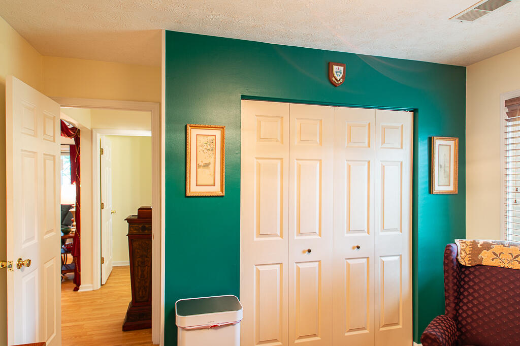 1417 Corral Way Property Photo 17