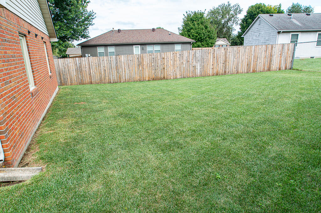 1417 Corral Way Property Photo 23