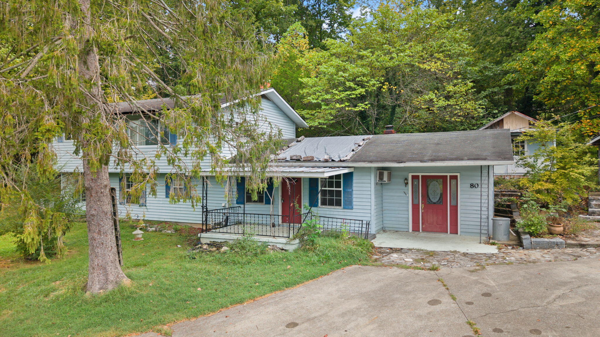 80 Pine Tree Drive Property Photo 3