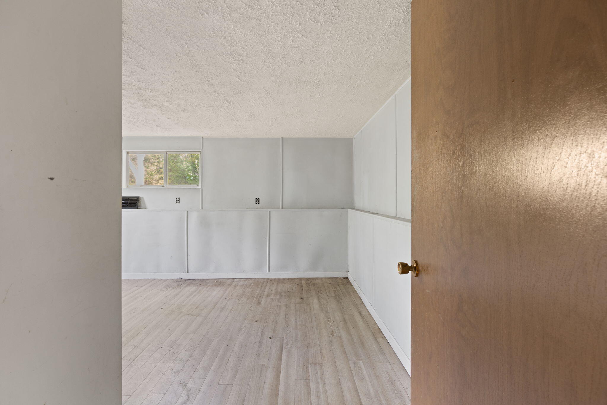 80 Pine Tree Drive Property Photo 18