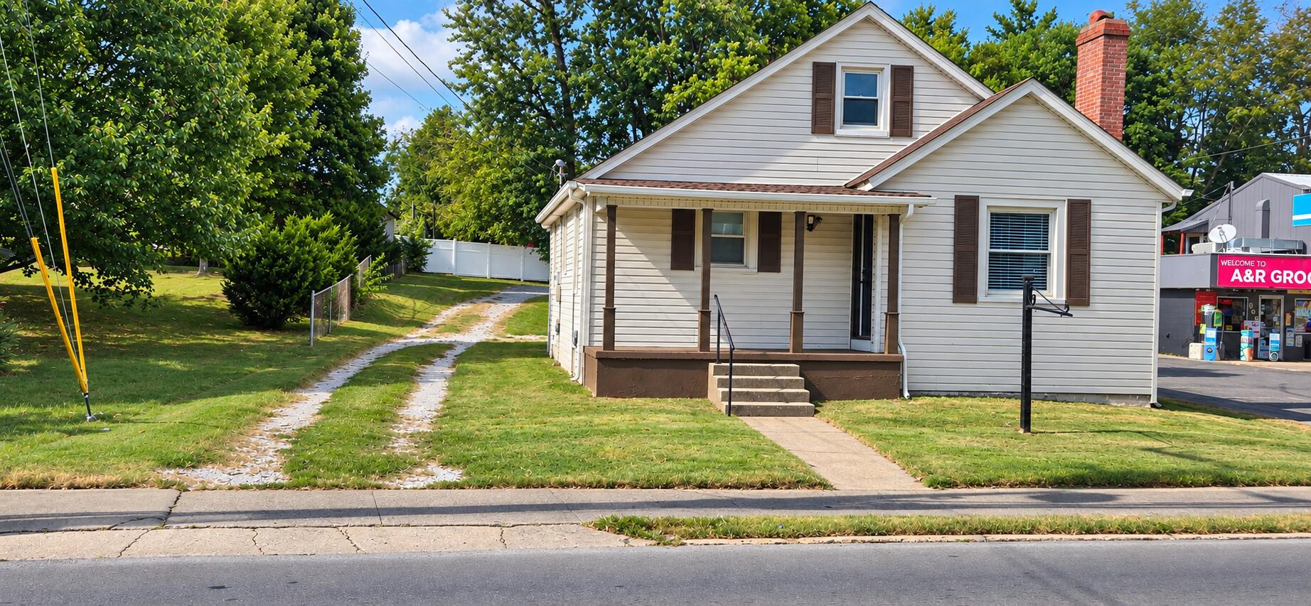 504 E Mt Vernon Street Property Photo 1