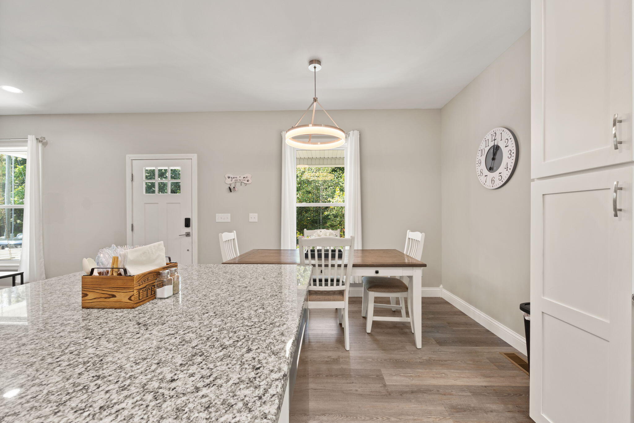 64 Alexandra Drive Property Photo 12