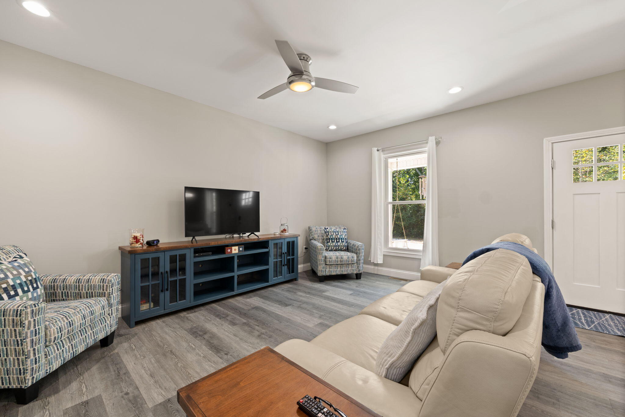 64 Alexandra Drive Property Photo 15