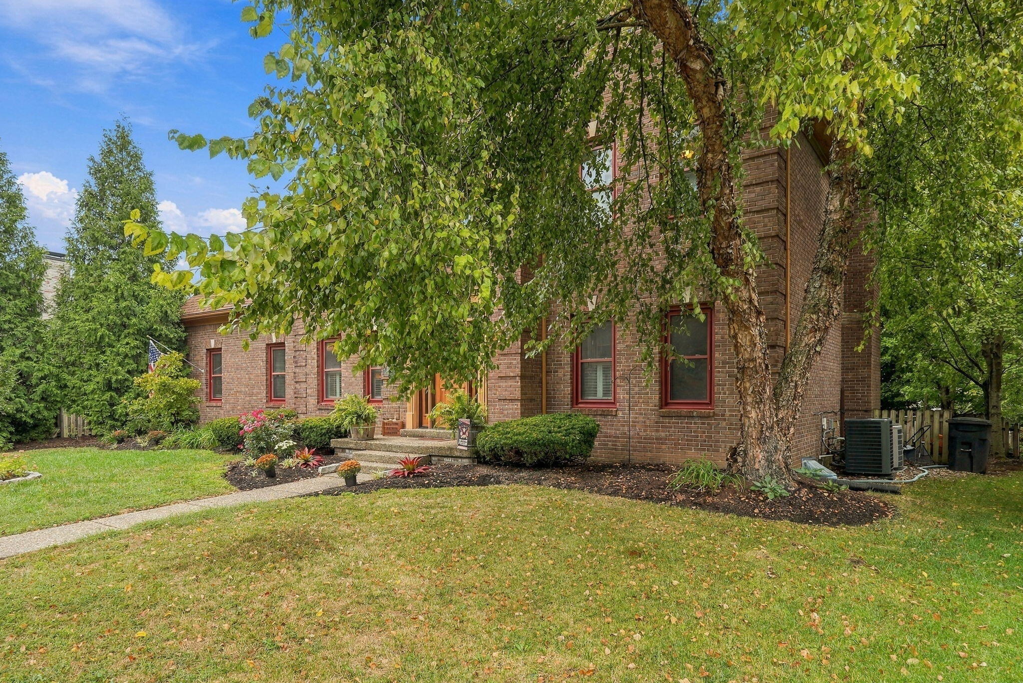 3989 Palomar Boulevard Property Photo 4