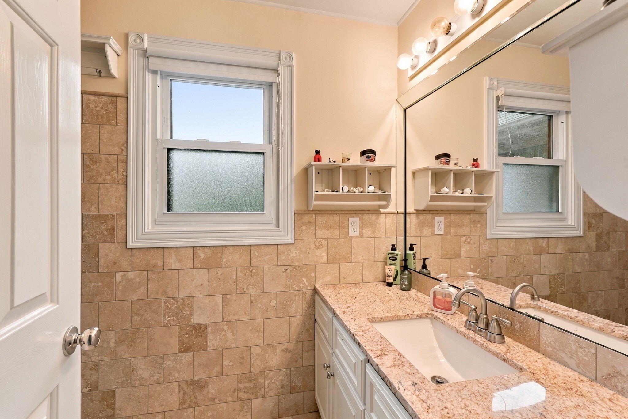 3989 Palomar Boulevard Property Photo 46