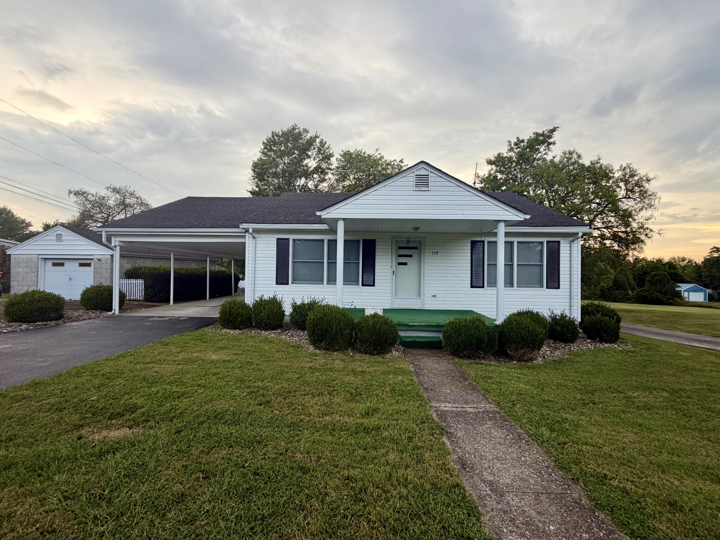 119 Bratcher Lane Property Photo 2