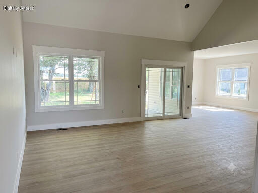 156 Willis Drive Property Photo 4