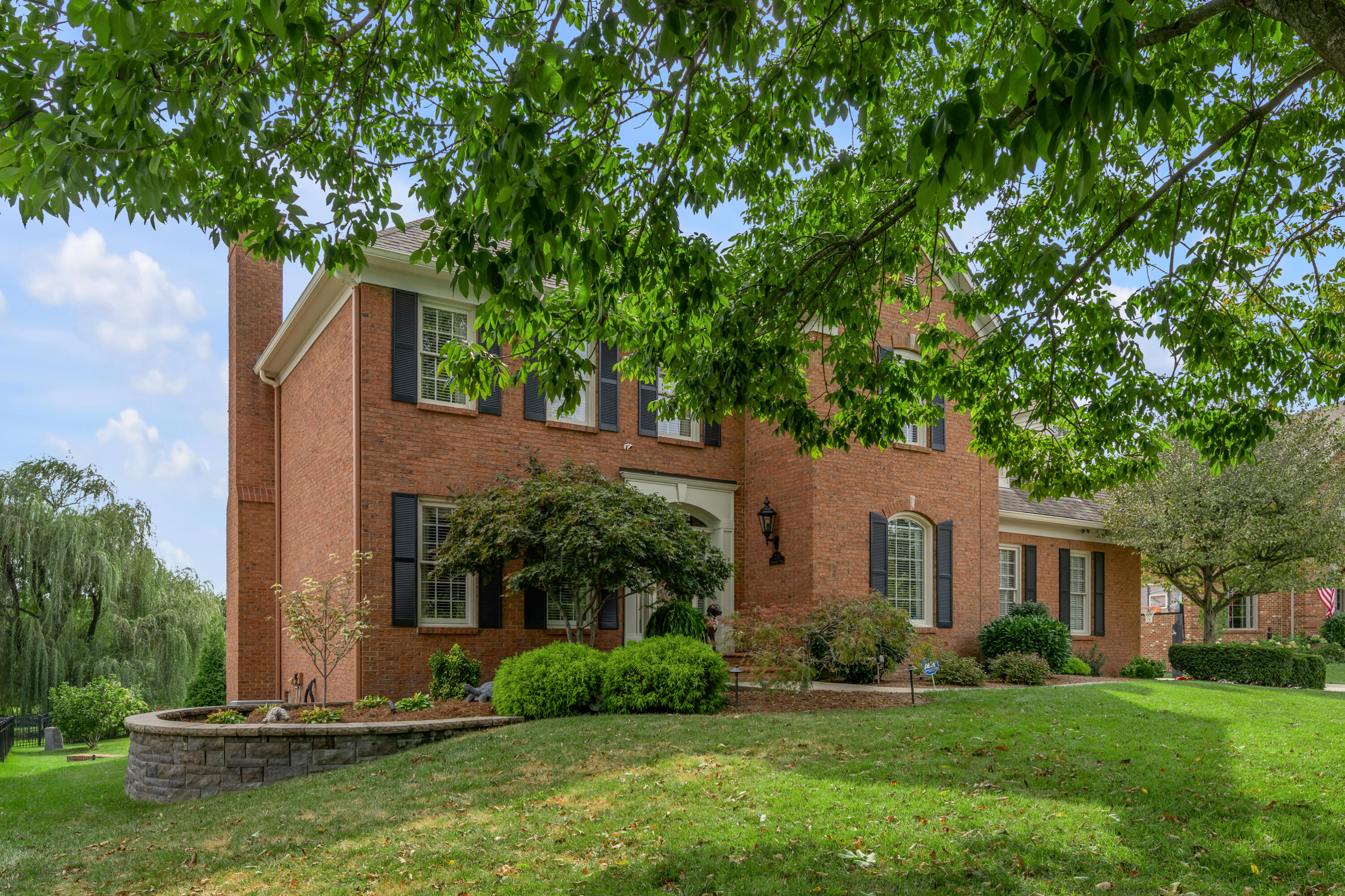 2233 Broadhead Place Property Photo 4