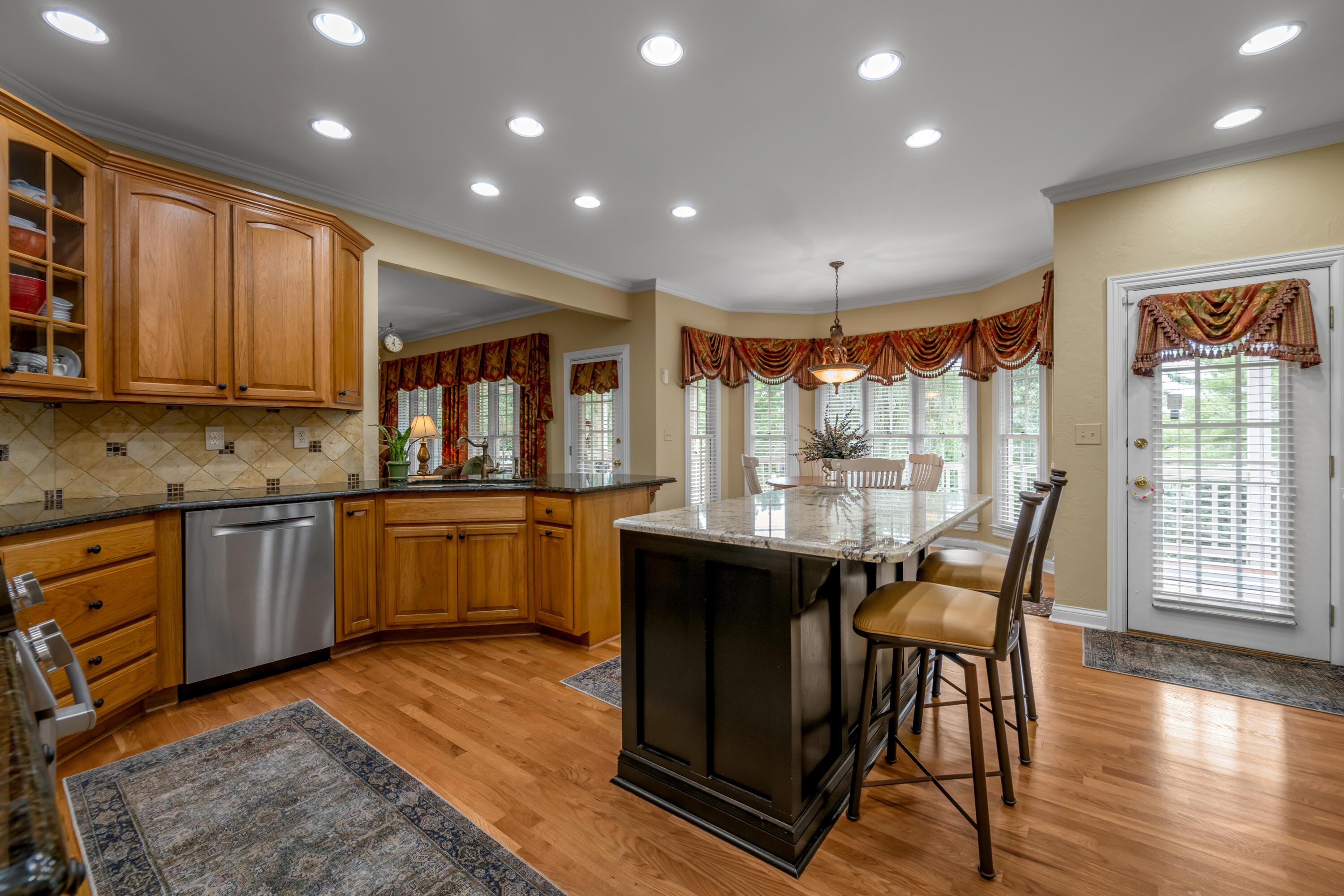 2233 Broadhead Place Property Photo 21