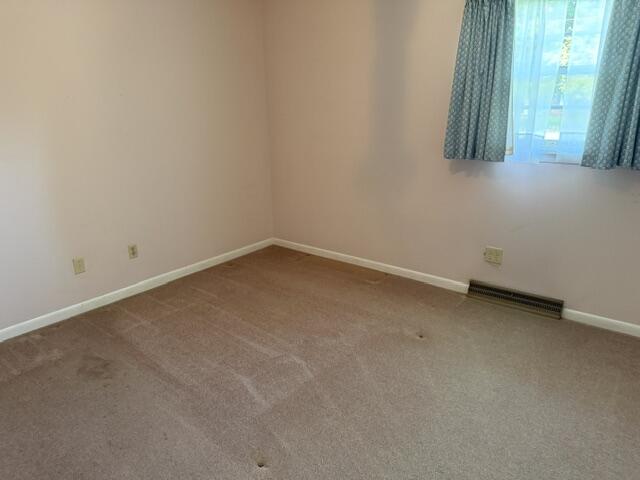 111 Park Lane Drive Property Photo 17