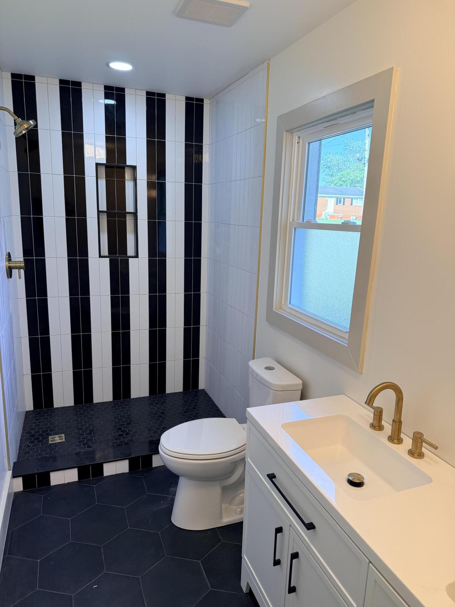 203 Summitt Avenue Property Photo 12