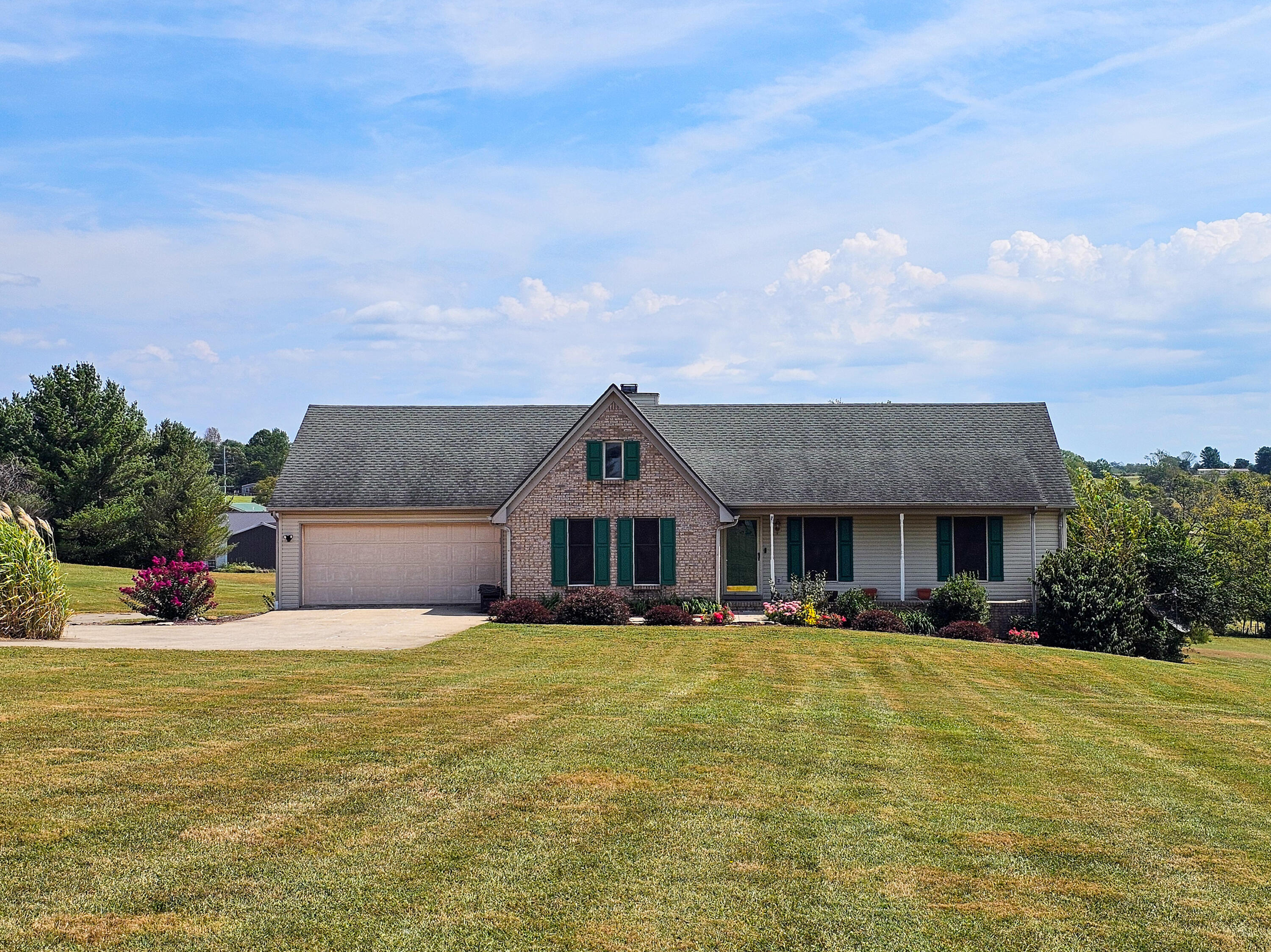 67 Delbar Lane Property Photo 1