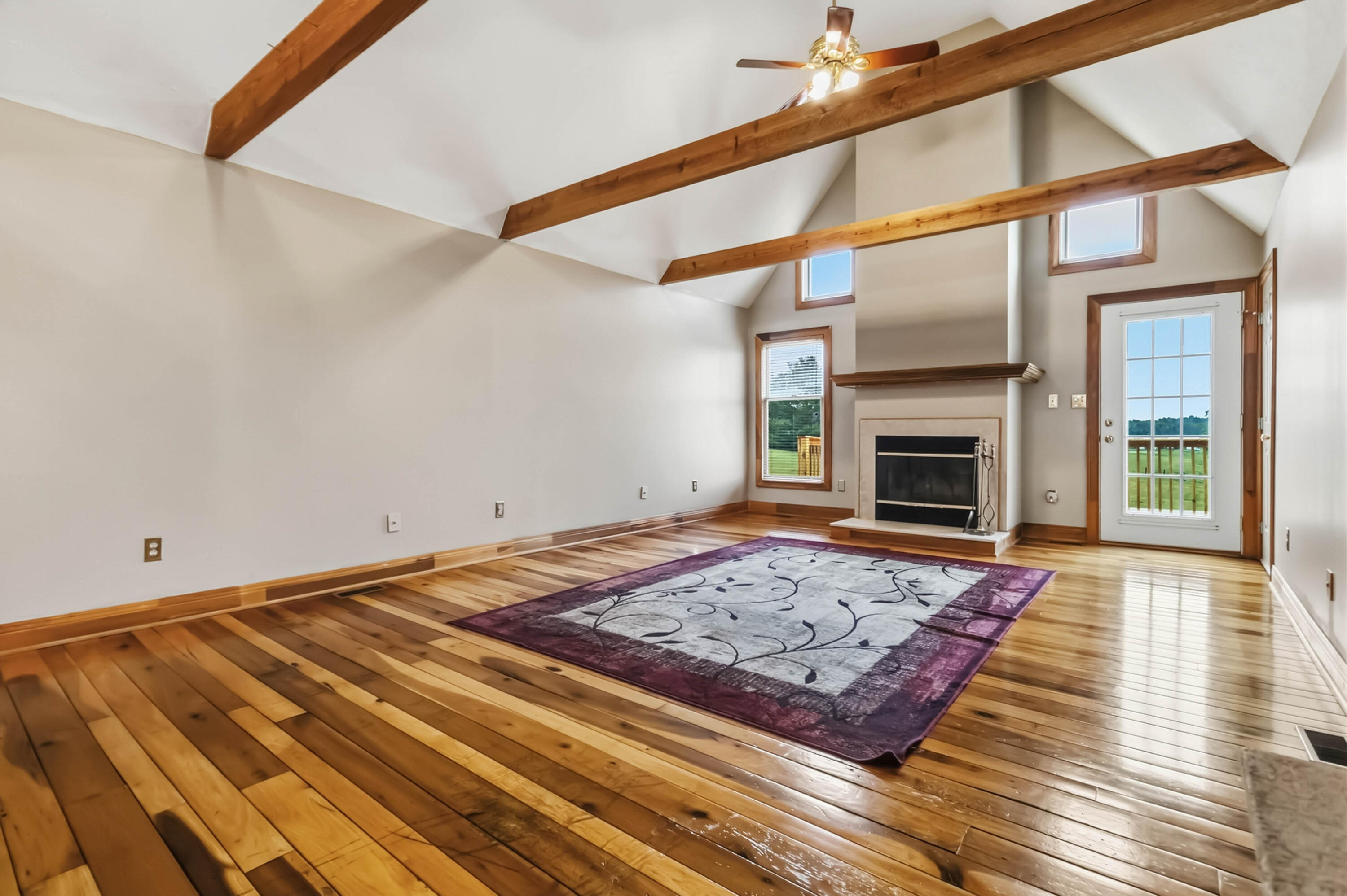 67 Delbar Lane Property Photo 4