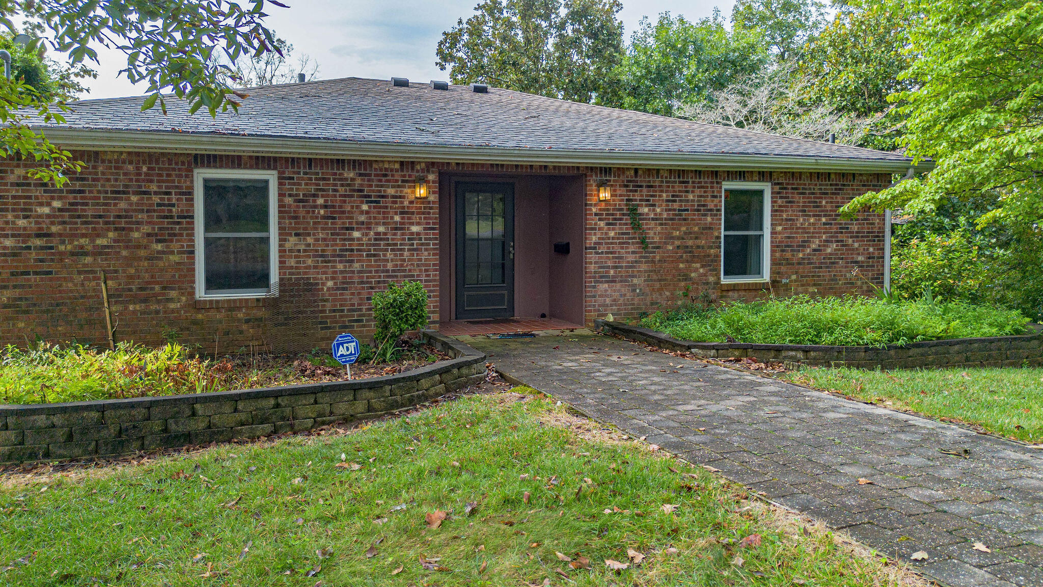 752 Imogene Drive Property Photo 1