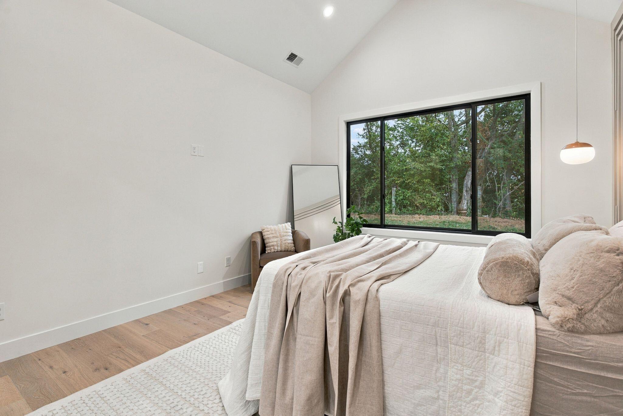 1000 Shelburne Way Property Photo 44