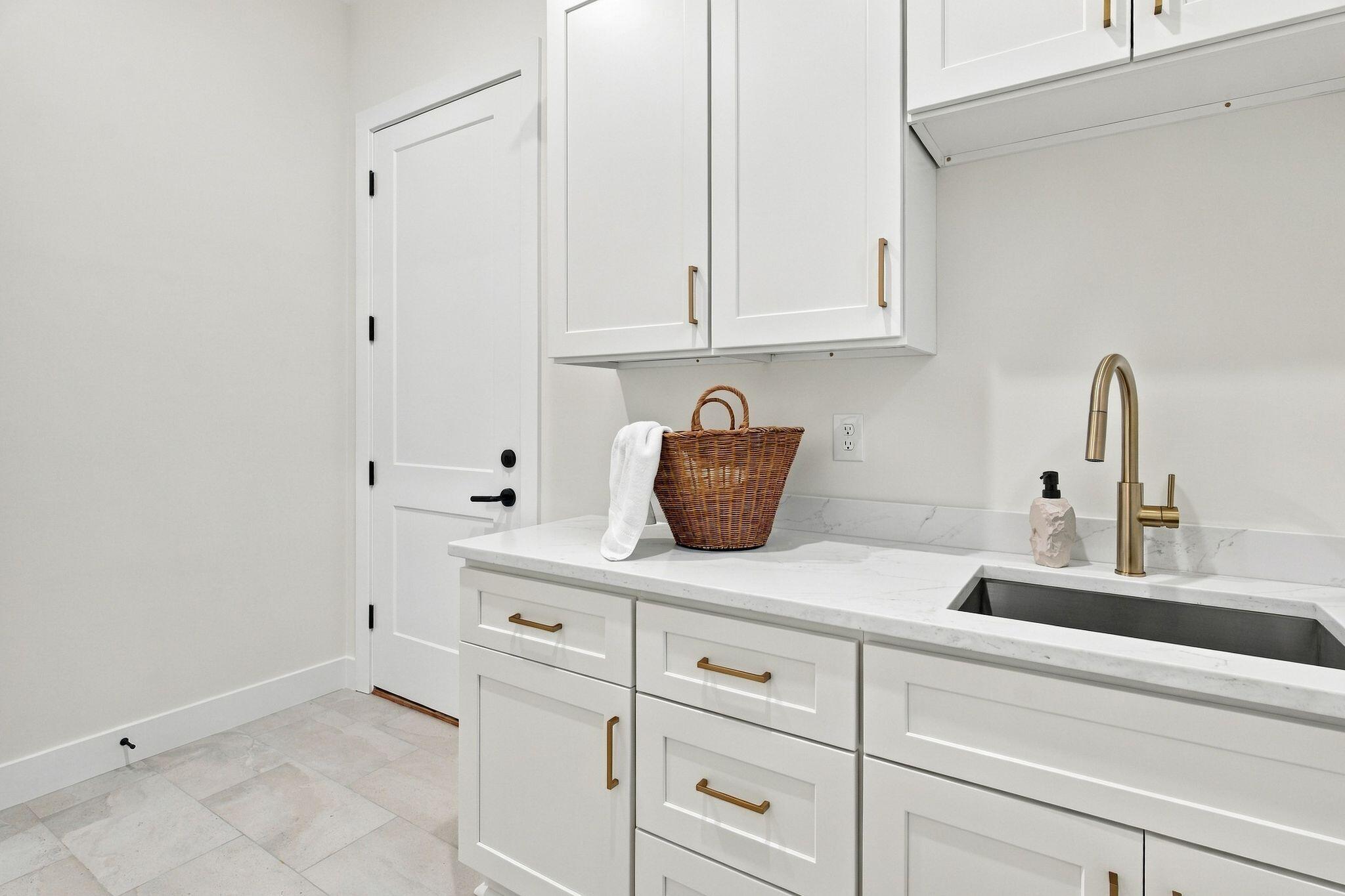 1000 Shelburne Way Property Photo 63