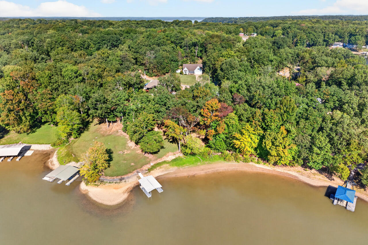 448 Bayshore Drive Property Photo 2