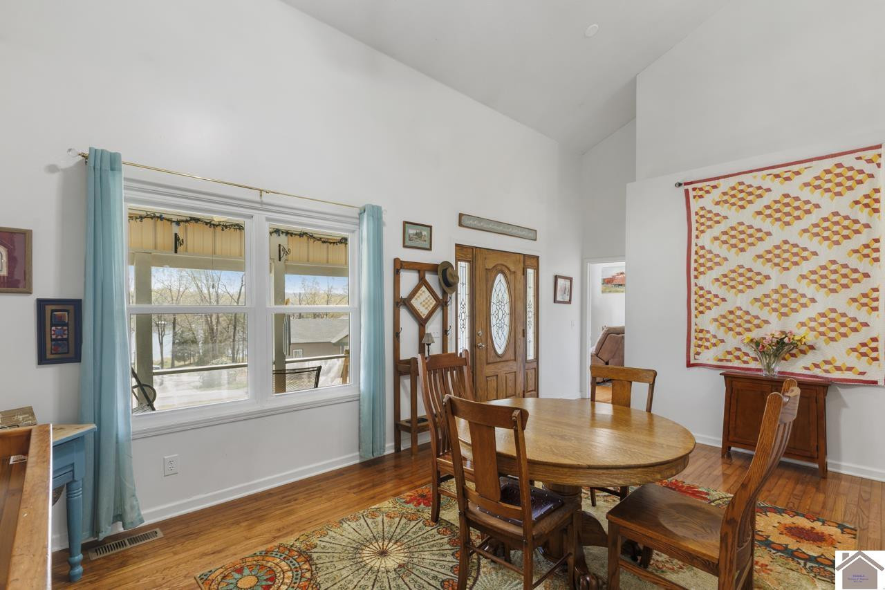 448 Bayshore Drive Property Photo 10