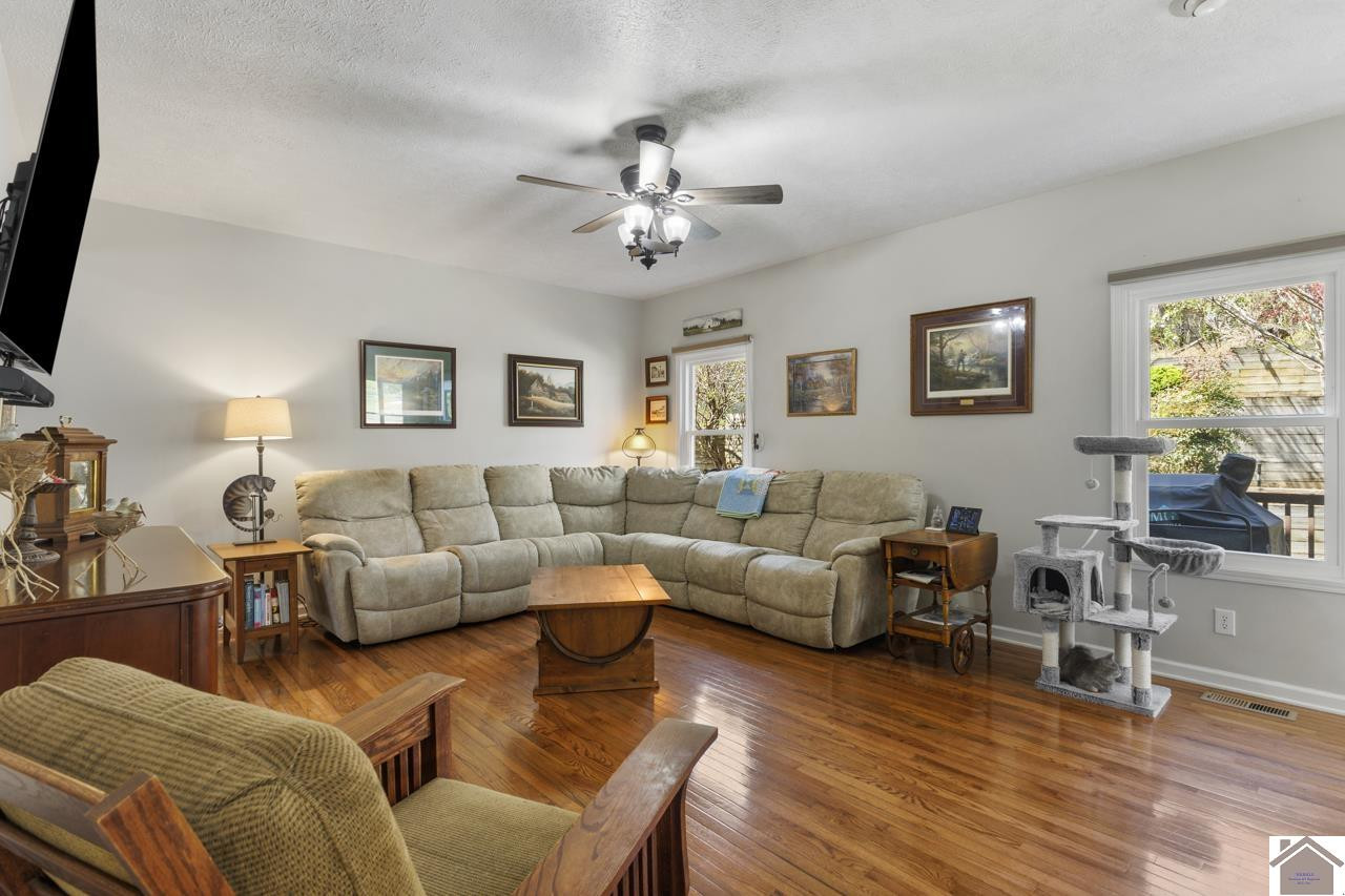 448 Bayshore Drive Property Photo 18